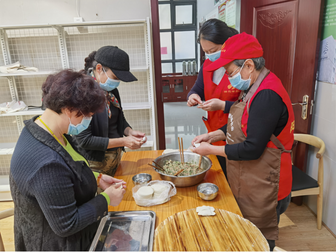【阳光公益·天乐蜀峰湾】“九九重阳节 浓浓敬老情”活动