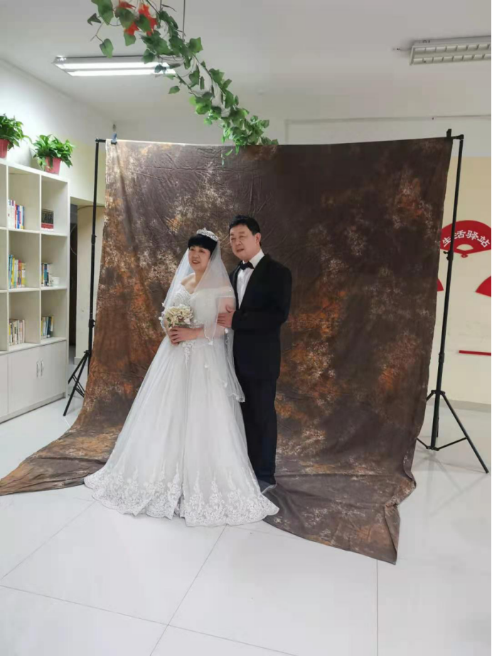 【阳光公益·海棠街道】“岁月携手 美好人生”婚纱摄影活动