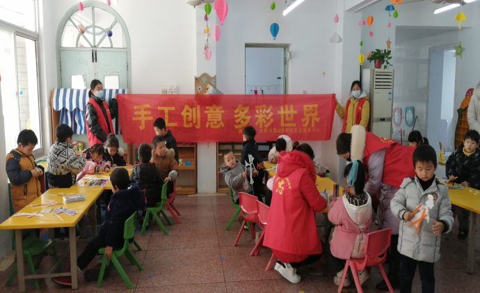 【阳光公益·庐江站】“迎元旦 绘童年”主题活动