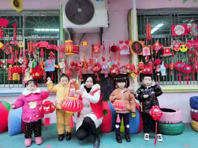 【阳光公益·大杨镇】“迎新年、庆元旦”手工活动