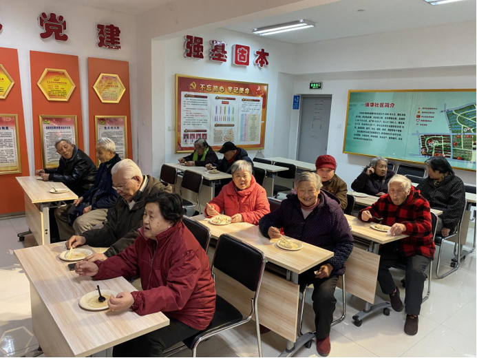 【阳光公益·海棠街道】“情暖冬至  关爱老人”包饺子活动
