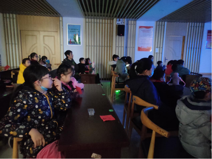 【阳光公益·肥西桃花】“家庭影院”活动