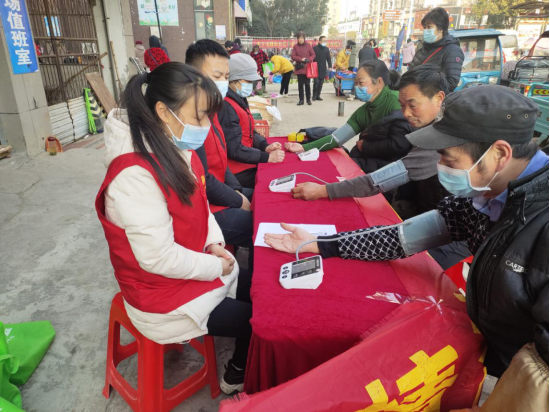 【阳光公益·庐江站】“情满社区，情系老人”义诊义剪活动