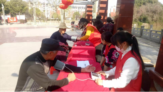 【阳光公益·庐江站】开展“喜迎元宵佳节 乐享便民服务”活动