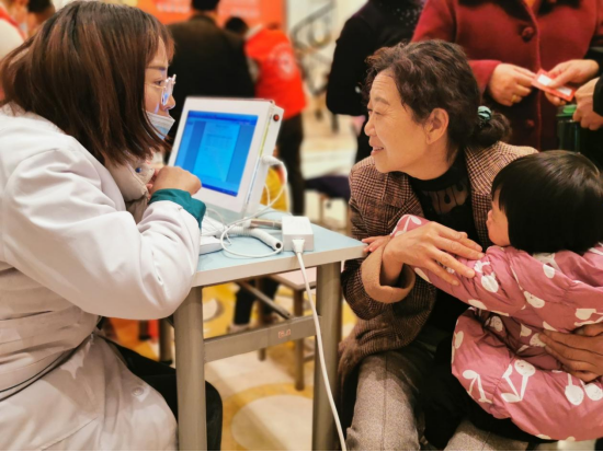 【阳光公益·蜀麓杨林】“便民零距离，贴心全方位”便民活动