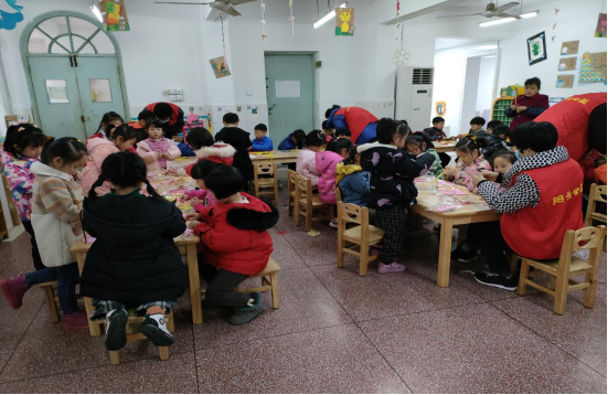 【阳光公益·庐江站】“我动手，我快乐”儿童手工活动