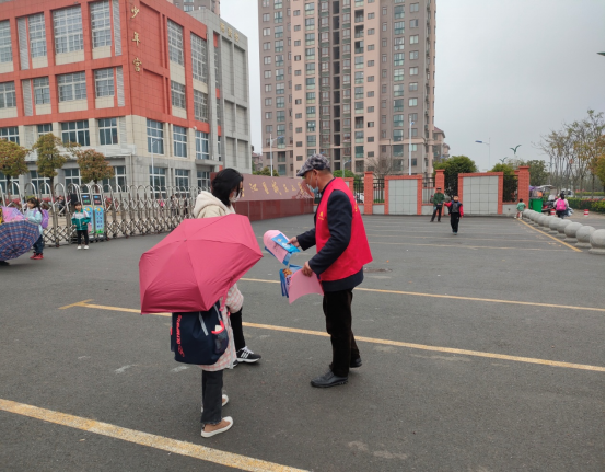 【阳光公益·庐江站】开展“我们的节日--清明节”文明祭祀宣传活动