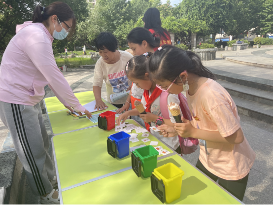 【阳光公益·天乐梦城】开展“文明天乐树新风 垃圾分类我先行”活动