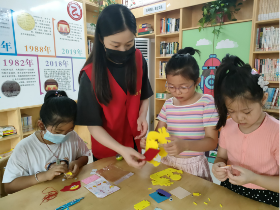 【阳光公益·肥西桃花】桃花镇举办少儿手工活动