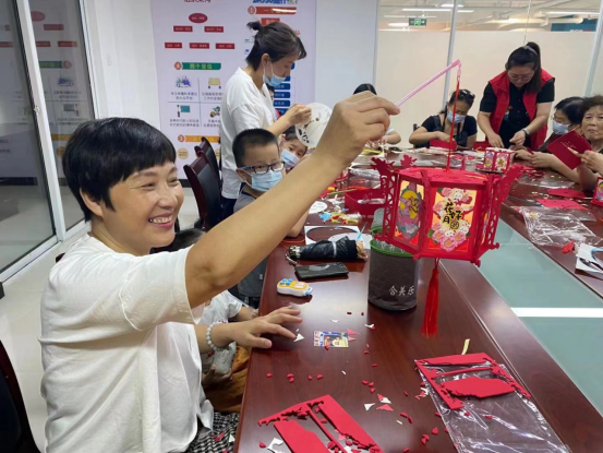 【阳光公益·天乐社区】我心寄“明灯”，温暖享中秋