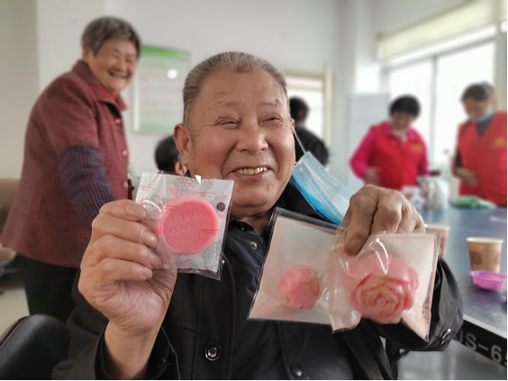 【阳光公益·天乐山湖】“手留余香”手工皂制作活动