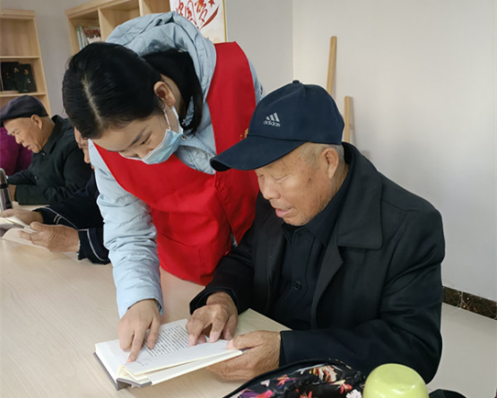 【阳光公益·长宁南岗】读书点燃智慧 知识照耀人生