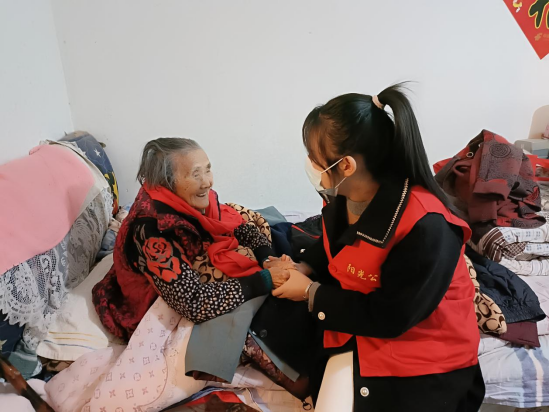 【阳光公益·天乐山湖】“情暖夕阳，关爱老人”上门慰问活动