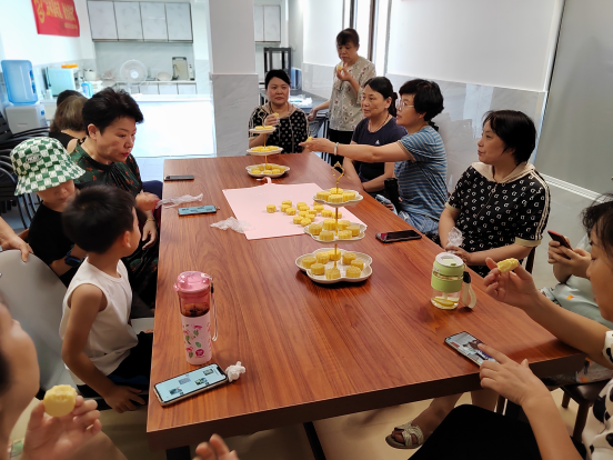 【阳光公益·蜀麓林溪】“香甜绿豆糕，夏日送清凉”活动