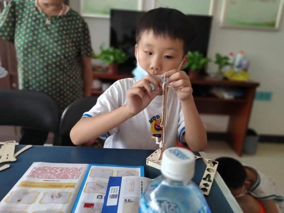 【阳光公益·天乐山湖】“神奇的科学之旅发明小创造”活动