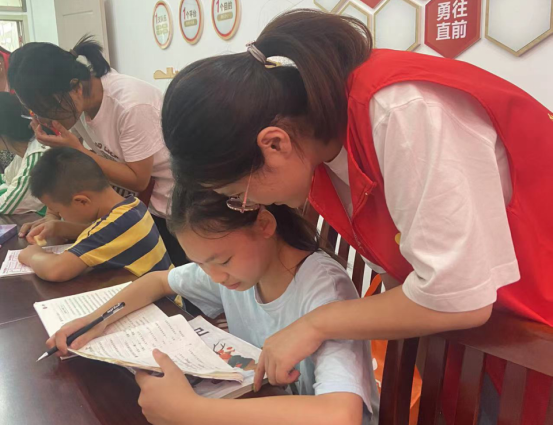 【阳光公益·巢湖两项服务】“大手拉小手”课业辅导志愿服务活动