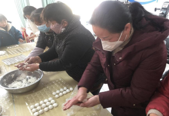 【阳光公益·庐江站】开展“做汤圆，庆元宵”活动
