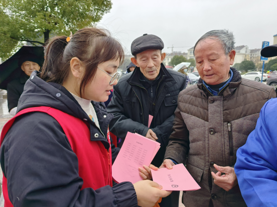 【阳光公益·肥西桃花】开展“医保政策惠民生，参保宣传入民心”活动