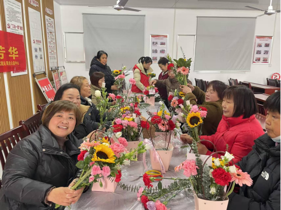 【阳光公益·街北村】指尖绽放 花漾年华