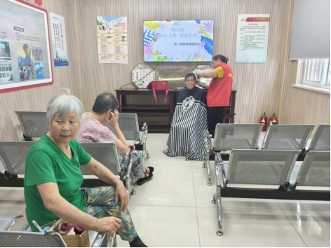 【阳光公益·兴园和一】爱心义剪   情系长者