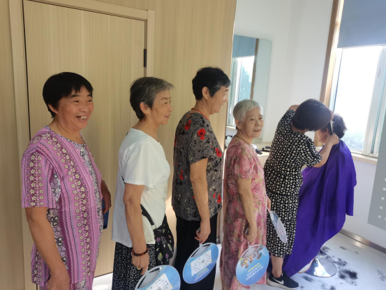 【阳光公益·兴园和一】暖心义诊进社区   便民服务零距离