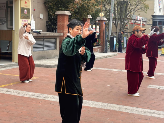 【阳光公益·天乐中心】传统文化进社区   太极健身正当时