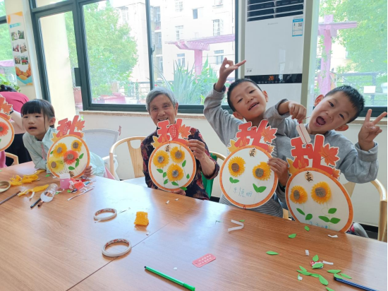 【阳光公益·兴园银杏】变废为宝   花开向阳