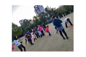 【阳光公益·天乐站】“健康公益行 体测进行时”亲子运动会