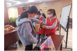 【阳光公益·庐江站】“共战疫情 遥绘心语 ”线上手抄报大赛活动